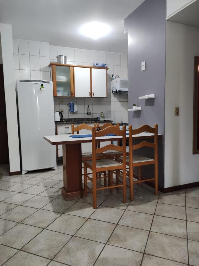Apto Com Churrasqueira - 60 Metros Do Mar!!! Canasvieiras Florianópolis 外观 照片