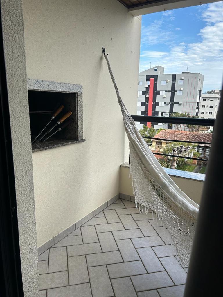 Apto Com Churrasqueira - 60 Metros Do Mar!!! Canasvieiras Florianópolis 外观 照片